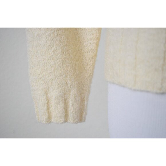 Vintage Cropped Cream Cardigan | 80's acrylic-wool cable knit sweater - Picture 10 of 10